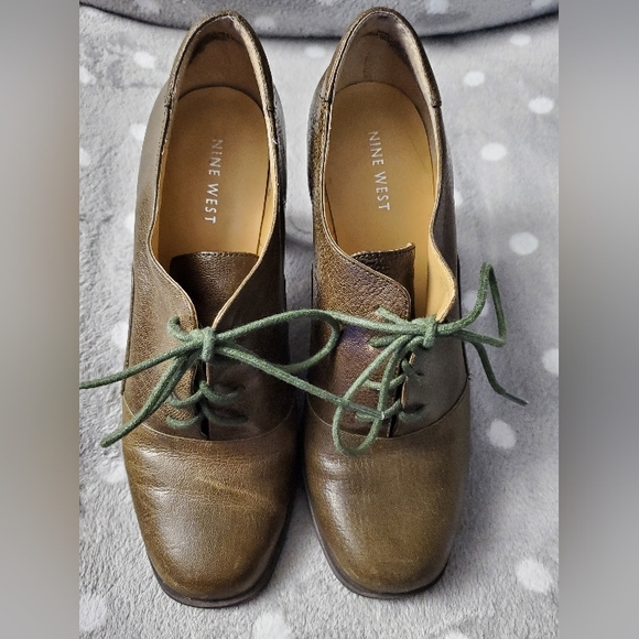 Nine West, size 8.5 heeled boots - Picture 12 of 14